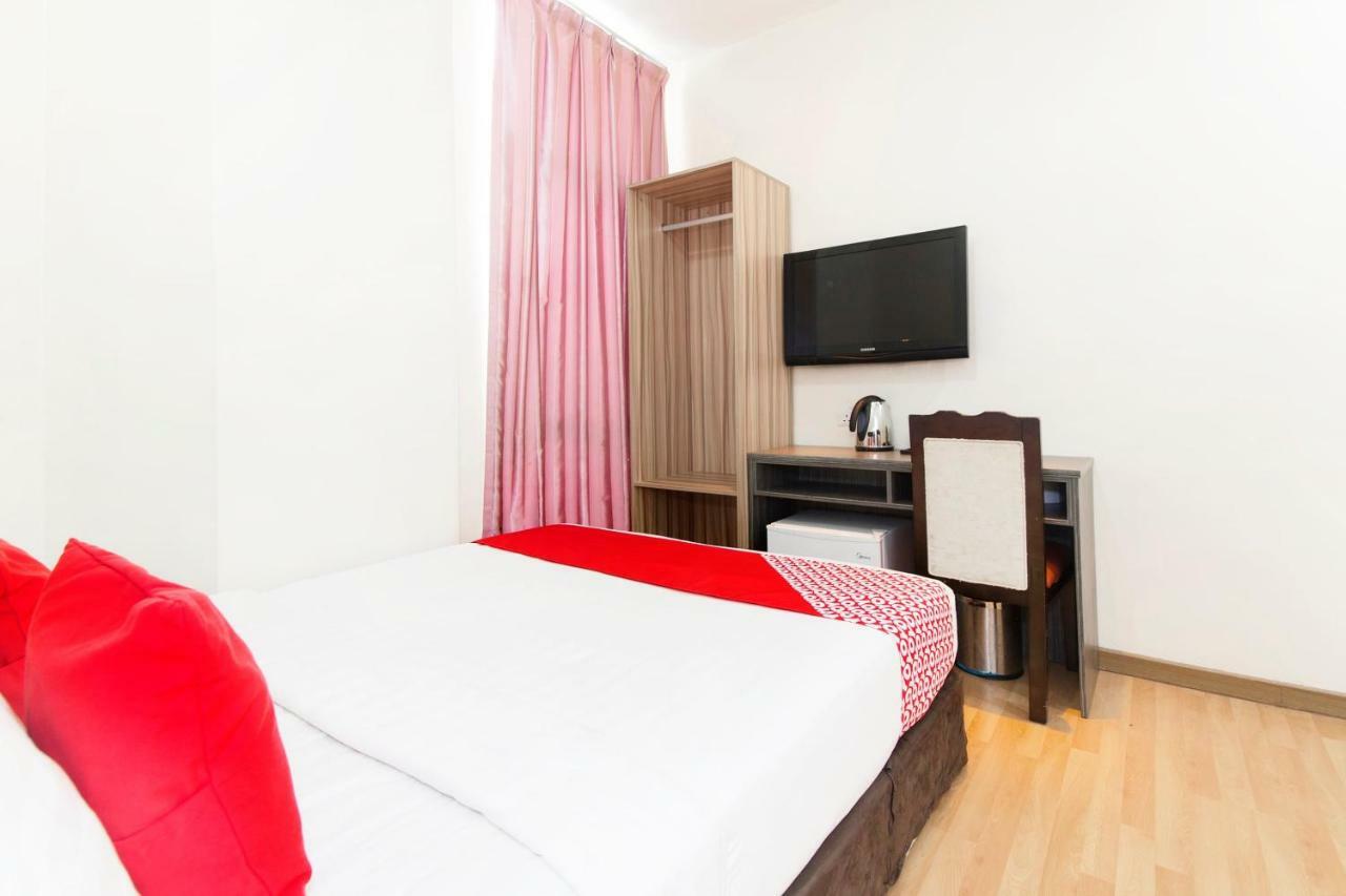 Super Oyo 331 I Boutique Hotel Petaling Jaya Zewnętrze zdjęcie