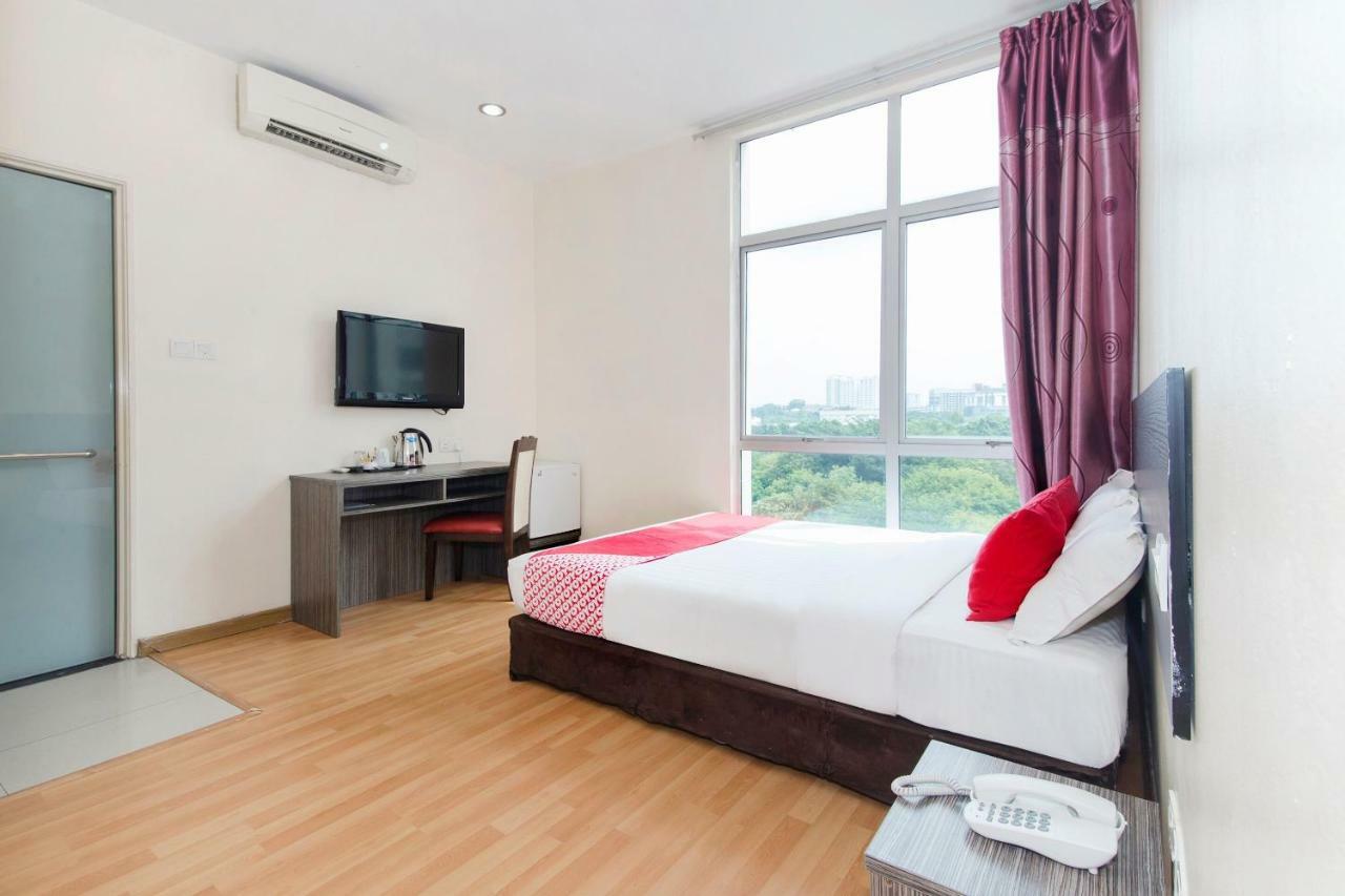 Super Oyo 331 I Boutique Hotel Petaling Jaya Zewnętrze zdjęcie