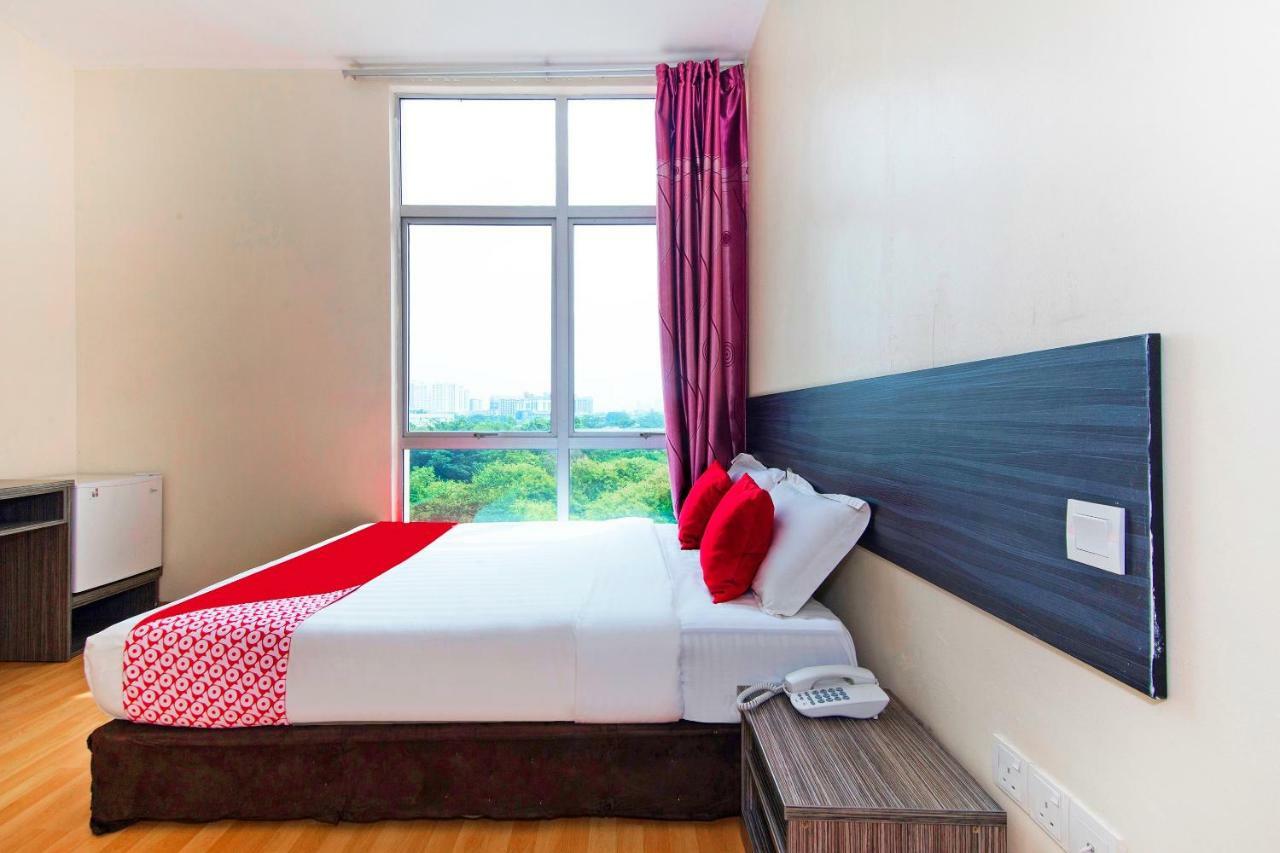 Super Oyo 331 I Boutique Hotel Petaling Jaya Zewnętrze zdjęcie