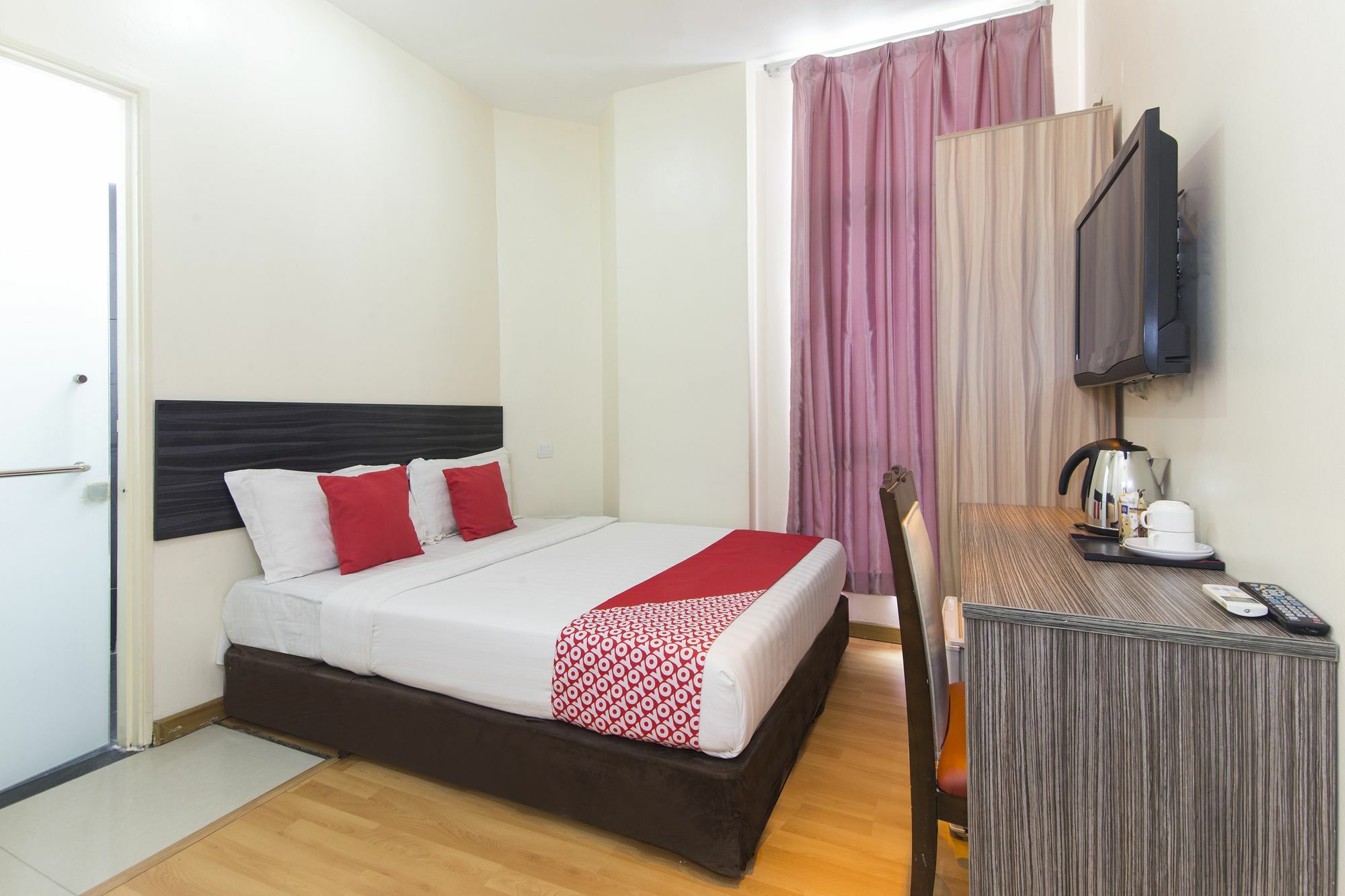 Super Oyo 331 I Boutique Hotel Petaling Jaya Zewnętrze zdjęcie